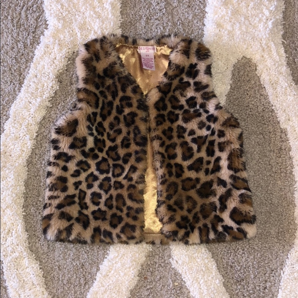 Design365 faux fur leopard print vest winter sz 2